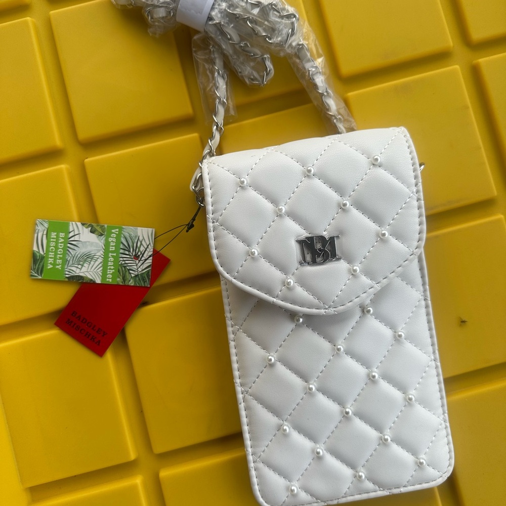 White Quilted Cell Phone Crossbody Bag